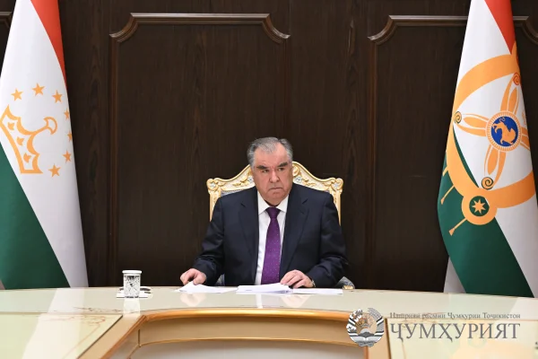 ТАЪИНОТИ КАДРӢ ДАР МАҚОМОТИ СУДӢ